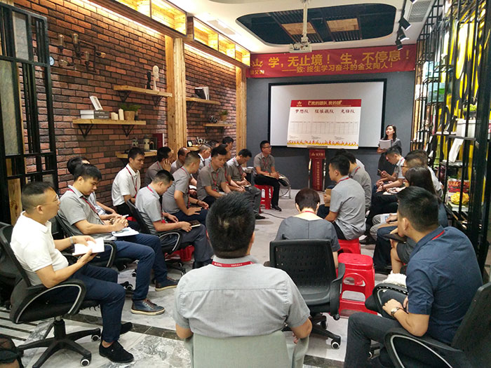 我的团队我的团——香蕉APP直播陶销售团队8月ＰＫ赛成绩揭晓