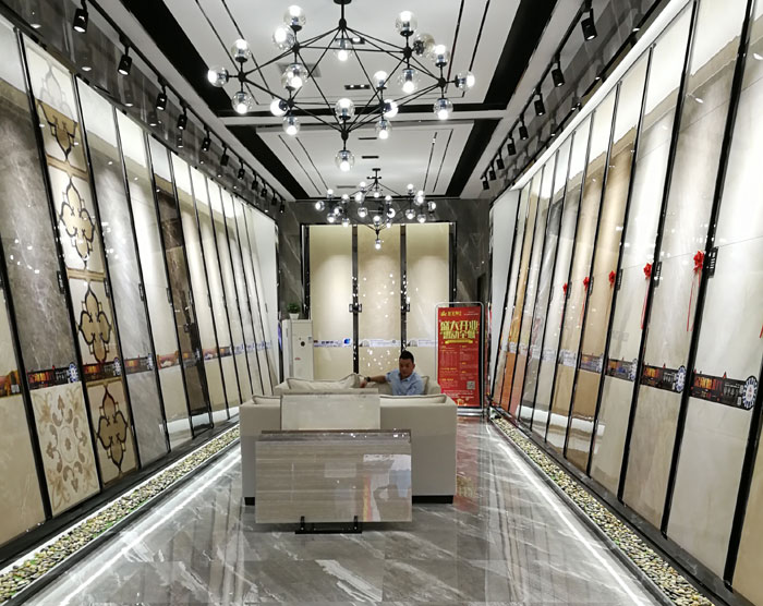 盛大开业 惠动全城——香蕉APP直播陶瓷砖重庆垫江专卖店全场4.9折，心动骨折价！