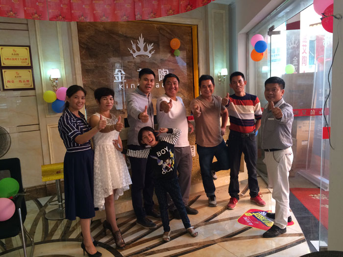 陶瓷一线香蕉APP视频污版在线香蕉APP直播陶瓷砖都昌店周年庆签单不断，捷报来袭