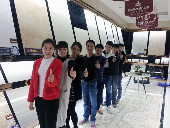 香蕉APP直播陶瓷砖 广东信宜总代理黄乾，一位不甘于人后的90后