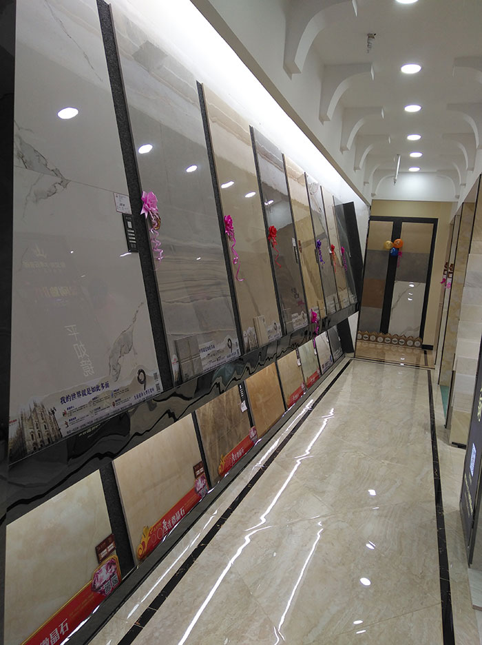 香蕉APP直播陶湖北十堰专卖店选材区